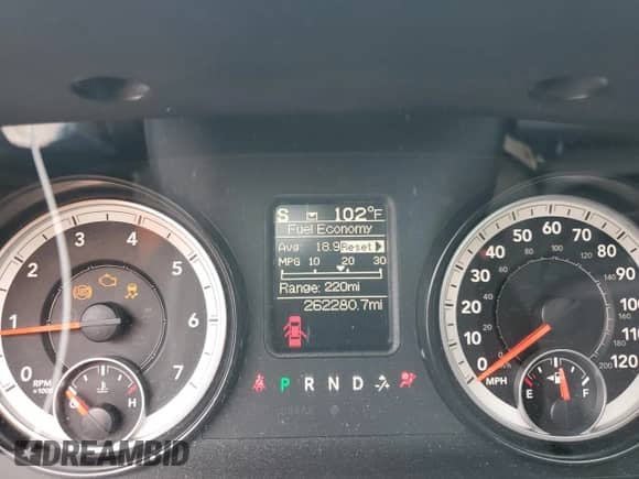 2015 Ram 1500 SLT with VIN 1C6RR6GGXFS580333, listed as a Copart auction lot 62342465 with 262,280 mi miles and Salvage title. Bid and sale history available at DreamBid. Image 9.