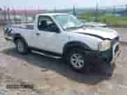 2001 Nissan Frontier XE z VIN 1N6DD21S61C318817, wystawiony jako IAAI lot #42445933 z przebiegiem 266 103 mil mil oraz . Historia ofert i sprzedaży dostępna na DreamBid. Obrazek 1.
