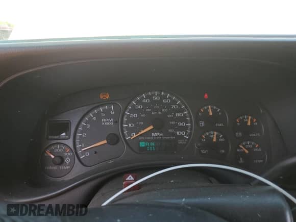 2002 Chevrolet Silverado 2500HD LS с VIN 1GCHK29UX2E293779, выставлен на аукционе Copart как лот 61271445 с пробегом 86 812 миль миль и Чистый • Clean title. История ставок и продаж доступна на DreamBid. Изображение 9.
