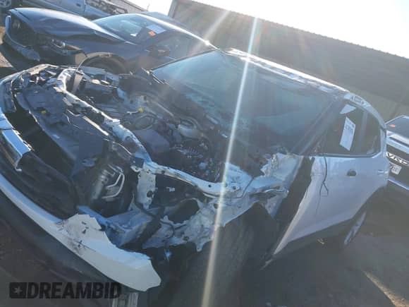 2024 Chevrolet TrailBlazer LS with VIN KL79MMS27RB055061, listed as a IAAI auction lot 41302026 with 17,736 mi miles and . Bid and sale history available at DreamBid. Image 6.