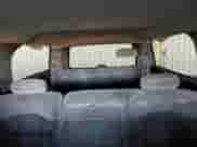 2000 Chevrolet Suburban LS с VIN 3GNEC16TXYG182180, выставлен на аукционе Copart как лот 78740614 с пробегом 280 894 миль миль и Списание • Salvage title. История ставок и продаж доступна на DreamBid. Изображение 10.