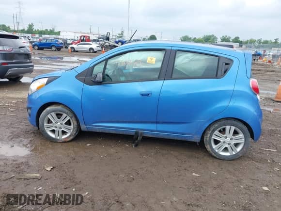2014 Chevrolet Spark LS с VIN KL8CA6S95EC474095, выставлен на аукционе IAAI как лот 42508629 с пробегом Не указан миль и . История ставок и продаж доступна на DreamBid. Изображение 13.