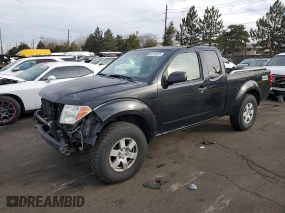 2005 Nissan Frontier SE с VIN 1N6AD06W45C402708, выставлен на аукционе Copart как лот 43715675 с пробегом 174 745 миль миль и Списание • Salvage title. История ставок и продаж доступна на DreamBid. Изображение 1.