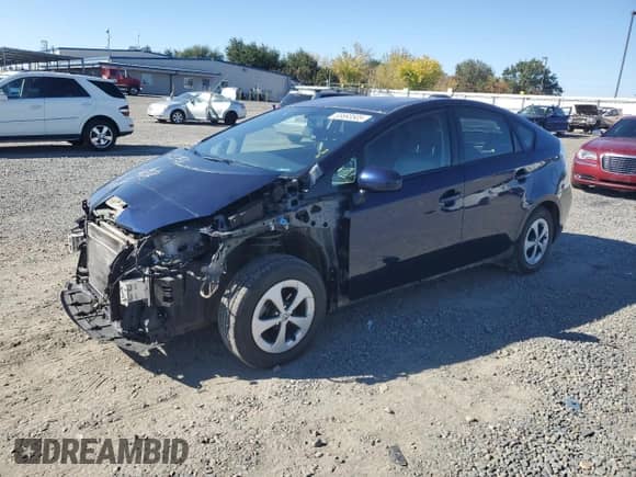 2015 Toyota Prius Four z VIN JTDKN3DU9F1951812, wystawiony jako Copart lot #85893505 z przebiegiem 161 056 mil mil oraz Szkoda całkowita • Salvage title. Historia ofert i sprzedaży dostępna na DreamBid. Obrazek 1.