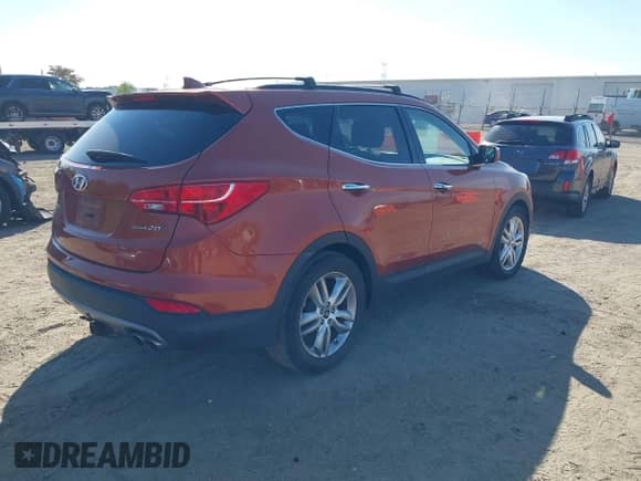 2013 Hyundai Santa Fe Sport with VIN 5XYZU3LA3DG033835, listed as a IAAI auction lot 43258950 with 103,699 mi miles and . Bid and sale history available at DreamBid. Image 4.