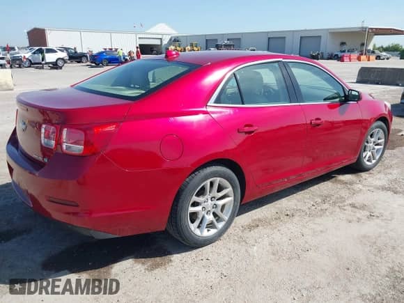 2013 Chevrolet Malibu Eco z VIN 1G11D5RRXDF113036, wystawiony jako IAAI lot #42882904 z przebiegiem 184 588 mil mil oraz . Historia ofert i sprzedaży dostępna na DreamBid. Obrazek 4.