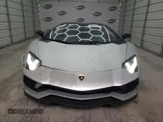 2018 Lamborghini Aventador S with VIN ZHWUV4ZD2JLA07042, listed as a Copart auction lot 85251014 with 29,450 mi miles and Salvage title. Bid and sale history available at DreamBid. Image 5.
