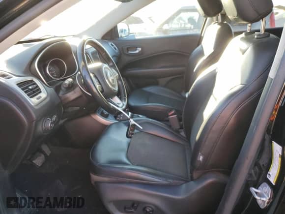 2020 Jeep Compass Latitude with VIN 3C4NJDBB2LT222085, listed as a Copart auction lot 82641105 with 74,258 mi miles and Clean title. Bid and sale history available at DreamBid. Image 7.