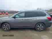 2017 Nissan Pathfinder SV with VIN 5N1DR2MM0HC655538, listed as a IAAI auction lot 42083473 with 92,796 mi miles and . Bid and sale history available at DreamBid. Image 14.