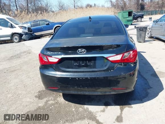 2012 Hyundai Sonata GLS with VIN 5NPEB4AC5CH383232, listed as a IAAI auction lot 41779644 with 148,375 mi miles and . Bid and sale history available at DreamBid. Image 16.