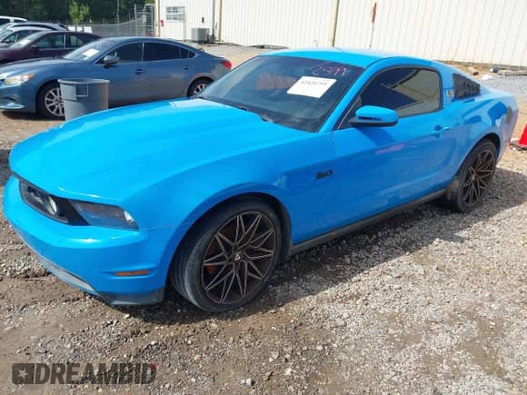 2011 Ford Mustang GT с VIN 1ZVBP8CF6B5149812, выставлен на аукционе IAAI как лот 42434795 с пробегом 170 410 миль миль и . История ставок и продаж доступна на DreamBid. Изображение 17.