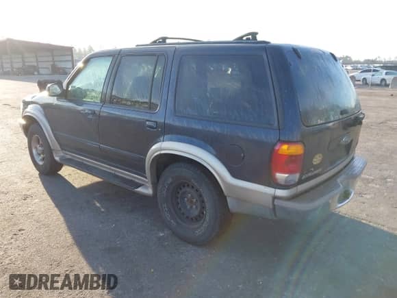 2000 Ford Explorer Eddie Bauer with VIN 1FMZU64EXYZC64768, listed as a IAAI auction lot 41787465 with 204,133 mi miles and . Bid and sale history available at DreamBid. Image 3.