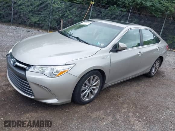 2016 Toyota Camry LE z VIN 4T1BD1FK9GU178077, wystawiony jako IAAI lot #42881844 z przebiegiem 264 207 mil mil oraz . Historia ofert i sprzedaży dostępna na DreamBid. Obrazek 18.