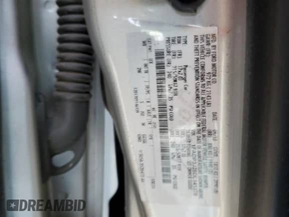 2013 Ford Focus Titanium with VIN 1FADP3J25DL141378, listed as a Copart auction lot 81845345 with 178,976 mi miles and Clean title. Bid and sale history available at DreamBid. Image 12.