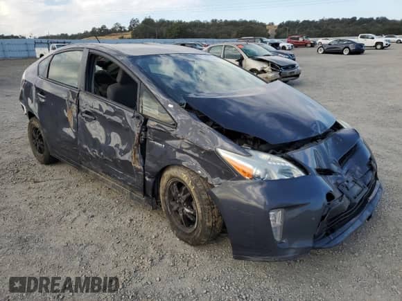 2015 Toyota Prius Three z VIN JTDKN3DU4F1949014, wystawiony jako Copart lot #81701625 z przebiegiem 133 486 mil mil oraz Szkoda całkowita • Salvage title. Historia ofert i sprzedaży dostępna na DreamBid. Obrazek 4.
