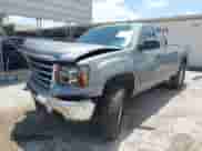 2013 GMC Sierra 1500 SLE z VIN 1GTR1VE07DZ170934, wystawiony jako IAAI lot #42363382 z przebiegiem 115 785 mil mil oraz . Historia ofert i sprzedaży dostępna na DreamBid. Obrazek 2.