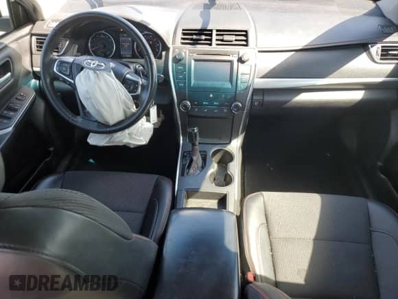 2017 Toyota Camry XLE с VIN 4T1BF1FK7HU784621, выставлен на аукционе Copart как лот 71088035 с пробегом 123 035 миль миль и Списание • Salvage title. История ставок и продаж доступна на DreamBid. Изображение 8.