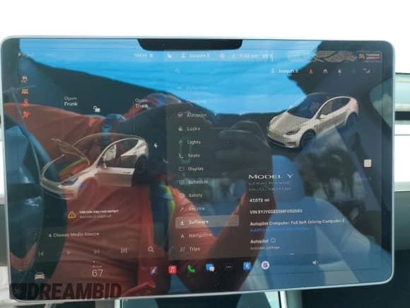 2021 Tesla Model Y Long Range with VIN 5YJYGDEE8MF092993, listed as a Copart auction lot 81125165 with 47,072 mi miles and Non repairable. Bid and sale history available at DreamBid. Image 9.