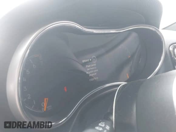 2019 Jeep Grand Cherokee Limited with VIN 1C4RJEBG8KC788913, listed as a IAAI auction lot 42527716 with 110,378 mi miles and . Bid and sale history available at DreamBid. Image 7.