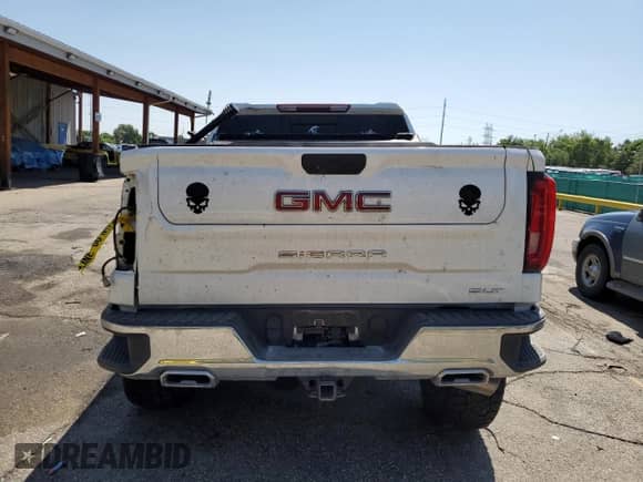 2020 GMC Sierra 1500 SLT with VIN 3GTU9DETXLG431916, listed as a Copart auction lot 62425755 with 67,787 mi miles and Salvage title. Bid and sale history available at DreamBid. Image 6.