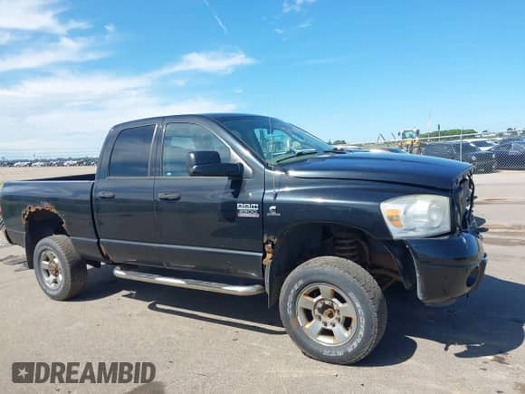 2007 Dodge 2500 SLT с VIN 3D7KS28A97G797243, выставлен на аукционе IAAI как лот 42612288 с пробегом 165 873 миль миль и . История ставок и продаж доступна на DreamBid. Изображение 13.