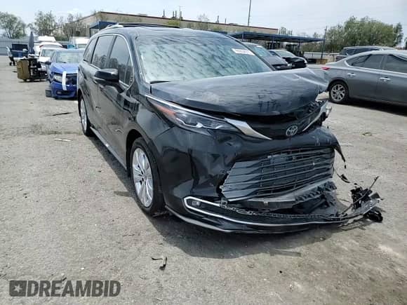 2024 Toyota Sienna Platinum с VIN 5TDERKEC8RS224914, выставлен на аукционе Copart как лот 65552915 с пробегом 11 438 миль миль и Списание • Salvage title. История ставок и продаж доступна на DreamBid. Изображение 15.