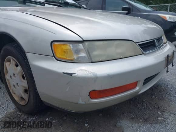 1996 Honda Accord LX with VIN 1HGCD563XTA152271, listed as a IAAI auction lot 42864789 with 268,002 mi miles and . Bid and sale history available at DreamBid. Image 13.