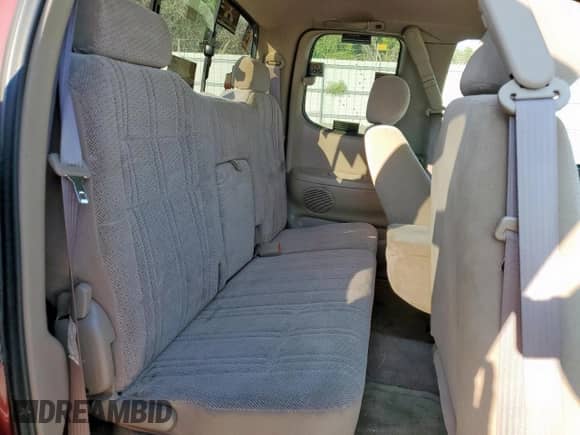2002 Toyota Tundra SR5 z VIN 5TBBT44142S265166, wystawiony jako Copart lot #84980595 z przebiegiem 187 347 mil mil oraz Szkoda całkowita • Salvage title. Historia ofert i sprzedaży dostępna na DreamBid. Obrazek 10.
