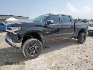 2024 Chevrolet Silverado 1500 LT z VIN 1GCPACED0RZ342288, wystawiony jako Copart lot #59387645 z przebiegiem 9 136 mil mil oraz Szkoda całkowita • Salvage title. Historia ofert i sprzedaży dostępna na DreamBid. Obrazek 1.