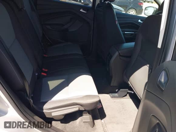 2017 Ford Escape SE с VIN 1FMCU9G93HUB34575, выставлен на аукционе IAAI как лот 42279592 с пробегом 71 904 миль миль и . История ставок и продаж доступна на DreamBid. Изображение 8.