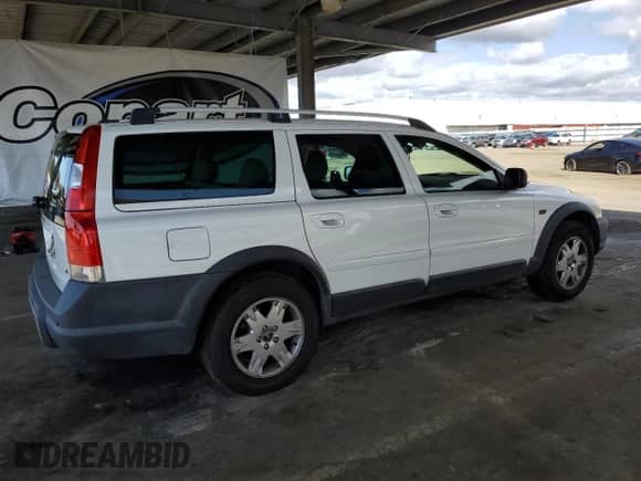2006 Volvo XC70 with VIN YV4SZ592661223563, listed as a Copart auction lot 84934025 with 189,978 mi miles and Salvage title. Bid and sale history available at DreamBid. Image 3.