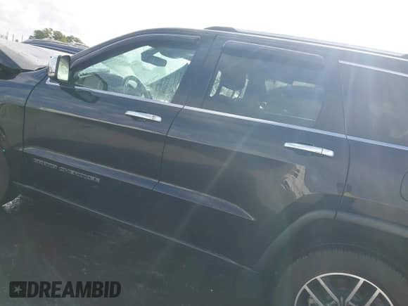 2017 Jeep Grand Cherokee Limited z VIN 1C4RJFBG2HC625186, wystawiony jako IAAI lot #43371268 z przebiegiem 120 604 mil mil oraz . Historia ofert i sprzedaży dostępna na DreamBid. Obrazek 14.