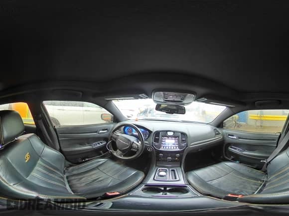2016 Chrysler 300 S с VIN 2C3CCABG0GH269839, выставлен на аукционе Copart как лот 81214815 с пробегом 107 698 миль миль и Чистый • Clean title. История ставок и продаж доступна на DreamBid. Изображение 14.