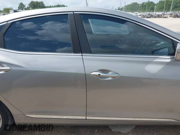 2012 Hyundai Azera с VIN KMHFH4JG0CA161755, выставлен на аукционе IAAI как лот 42092043 с пробегом 184 673 миль миль и . История ставок и продаж доступна на DreamBid. Изображение 13.