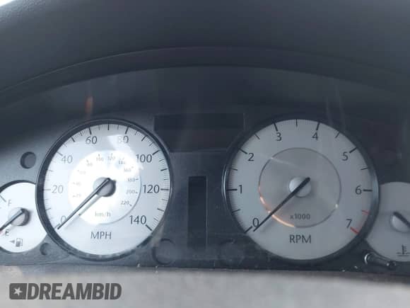 2010 Chrysler 300 Touring Signature с VIN 2C3CA5CV3AH192613, выставлен на аукционе IAAI как лот 43159240 с пробегом Не указан миль и . История ставок и продаж доступна на DreamBid. Изображение 14.