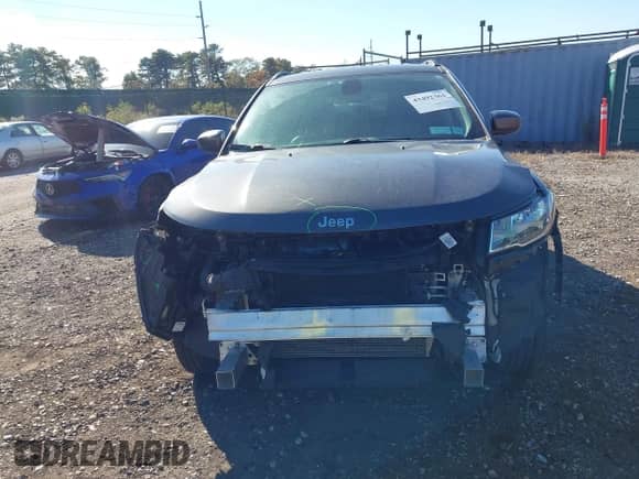 2021 Jeep Compass Latitude with VIN 3C4NJDBB1MT537509, listed as a IAAI auction lot 43492361 with 42,384 mi miles and . Bid and sale history available at DreamBid. Image 6.