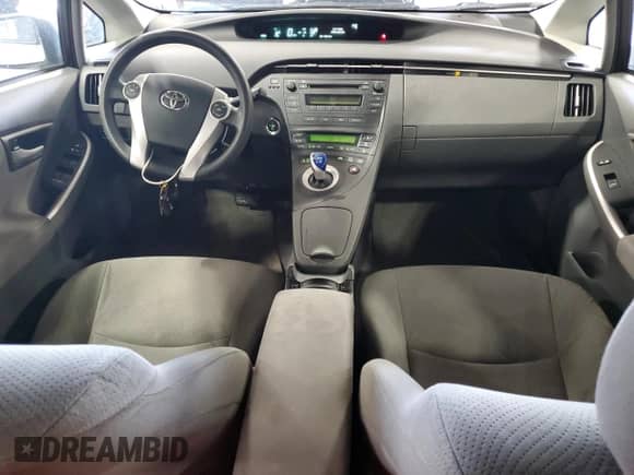 2011 Toyota Prius III with VIN JTDKN3DUXB0256271, listed as a Copart auction lot 71062055 with 100,480 mi miles and Salvage title. Bid and sale history available at DreamBid. Image 8.