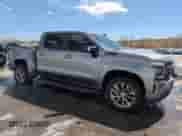2021 Chevrolet Silverado 1500 RST z VIN 3GCUYEEL0MG242637, wystawiony jako Copart lot #54260285 z przebiegiem 41 603 mil mil oraz Szkoda całkowita • Salvage title. Historia ofert i sprzedaży dostępna na DreamBid. Obrazek 4.
