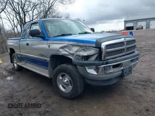 1998 Dodge 1500 with VIN 1B7HF13Z9WJ163928, listed as a IAAI auction lot 41728098 with 141,085 mi miles and . Bid and sale history available at DreamBid. Image 1.