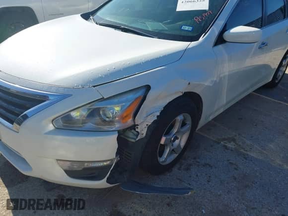 2015 Nissan Altima S z VIN 1N4AL3AP2FN368450, wystawiony jako IAAI lot #42066325 z przebiegiem 134 895 mil mil oraz . Historia ofert i sprzedaży dostępna na DreamBid. Obrazek 6.