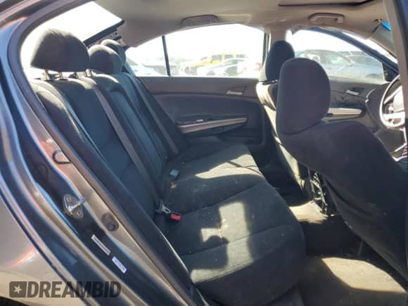 2008 Honda Accord EX с VIN JHMCP26748C066505, выставлен на аукционе Copart как лот 86704825 с пробегом 343 384 миль миль и Списание • Salvage title. История ставок и продаж доступна на DreamBid. Изображение 10.