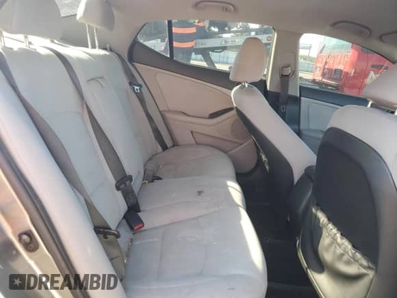 2014 Kia Optima LX with VIN 5XXGM4A76EG269194, listed as a Copart auction lot 84911565 with 170,671 mi miles and Salvage title. Bid and sale history available at DreamBid. Image 10.