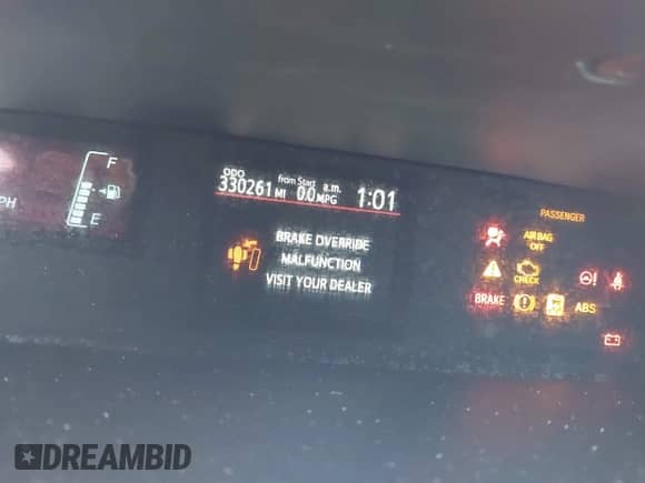 2015 Toyota Prius One z VIN JTDKDTB36F1586311, wystawiony jako IAAI lot #43055198 z przebiegiem 330 261 mil mil oraz . Historia ofert i sprzedaży dostępna na DreamBid. Obrazek 16.