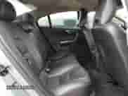 2013 Volvo S60 T5 с VIN YV1612FH4D2208886, выставлен на аукционе Copart как лот 68046425 с пробегом 159 100 миль миль и Списание • Salvage title. История ставок и продаж доступна на DreamBid. Изображение 10.