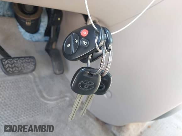 2005 Toyota Sienna CE с VIN 5TDZA23C65S231317, выставлен на аукционе IAAI как лот 42379644 с пробегом 191 101 миль миль и . История ставок и продаж доступна на DreamBid. Изображение 11.