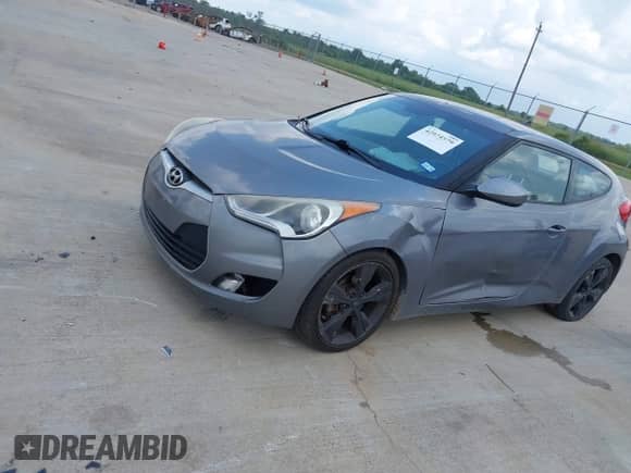 2016 Hyundai Veloster с VIN KMHTC6AD9GU281013, выставлен на аукционе IAAI как лот 42974579 с пробегом 138 690 миль миль и . История ставок и продаж доступна на DreamBid. Изображение 2.