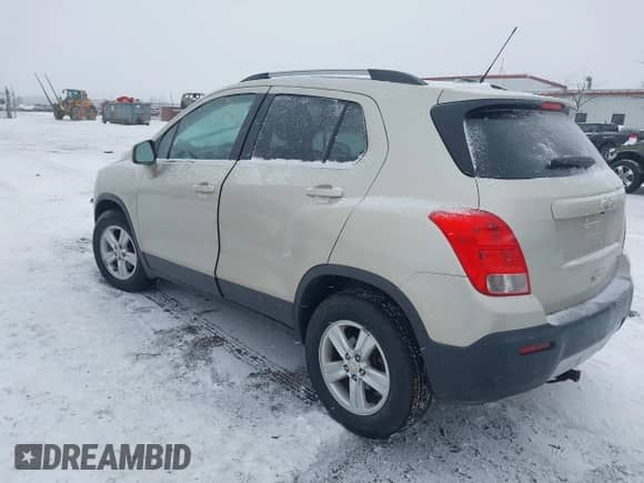 2016 Chevrolet Trax LT z VIN 3GNCJPSB4GL127243, wystawiony jako IAAI lot #41315207 z przebiegiem 110 638 mil mil oraz . Historia ofert i sprzedaży dostępna na DreamBid. Obrazek 3.