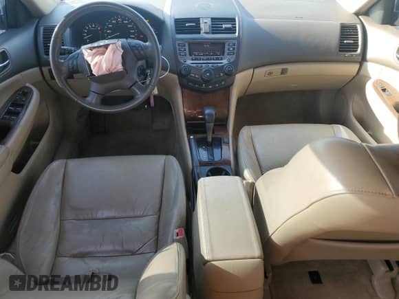 2006 Honda Accord EX-L с VIN 1HGCM56886A147232, выставлен на аукционе Copart как лот 81549425 с пробегом 237 848 миль миль и Списание • Salvage title. История ставок и продаж доступна на DreamBid. Изображение 8.