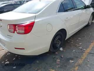 2013 Chevrolet Malibu LT с VIN 1G11E5SA9DF178249, выставлен на аукционе IAAI как лот 43267293 с пробегом 143 609 миль миль и . История ставок и продаж доступна на DreamBid. Изображение 6.
