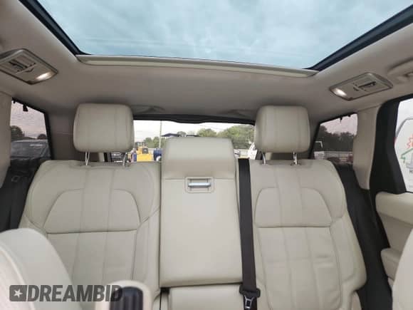 2015 Land Rover Range Rover Sport HSE с VIN SALWR2VF3FA614948, выставлен на аукционе Copart как лот 84025265 с пробегом 79 569 миль миль и Чистый • Clean title. История ставок и продаж доступна на DreamBid. Изображение 10.